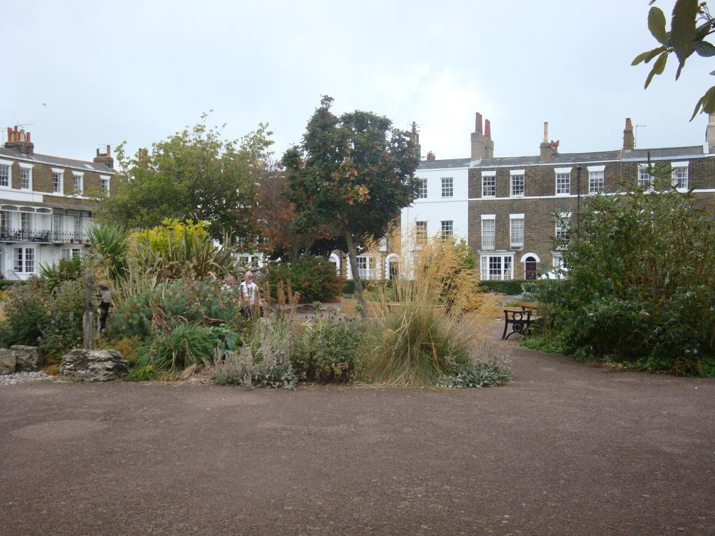 Spencer Court Hotel Ramsgate Exterior photo