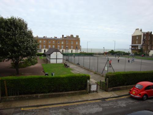 Spencer Court Hotel Ramsgate Exterior photo