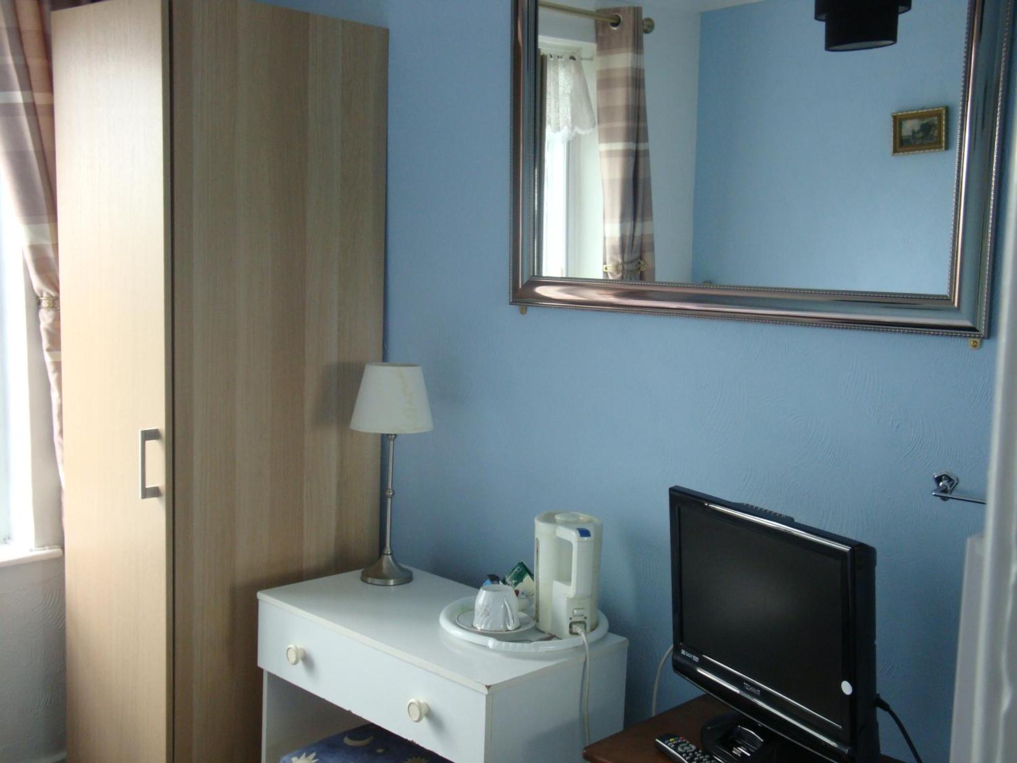 Spencer Court Hotel Ramsgate Room photo